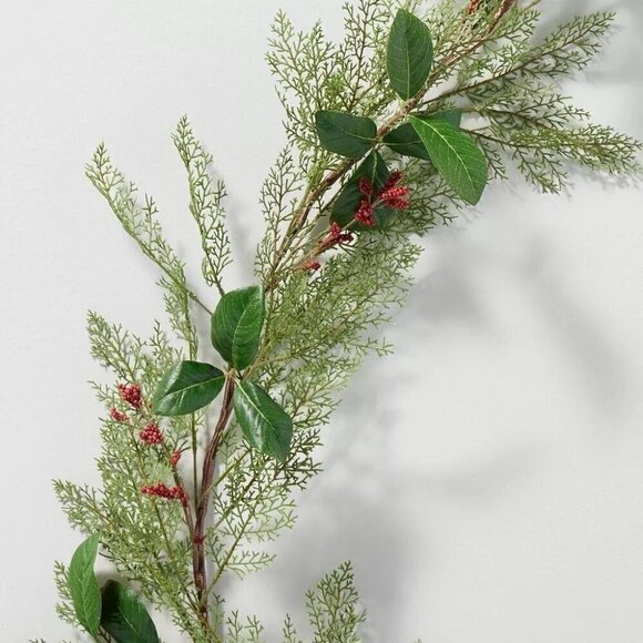 12' Cedar & Magnolia Leaf Winterberries Christmas Garland Hearth & Hand Magnolia - Picture 3 of 6